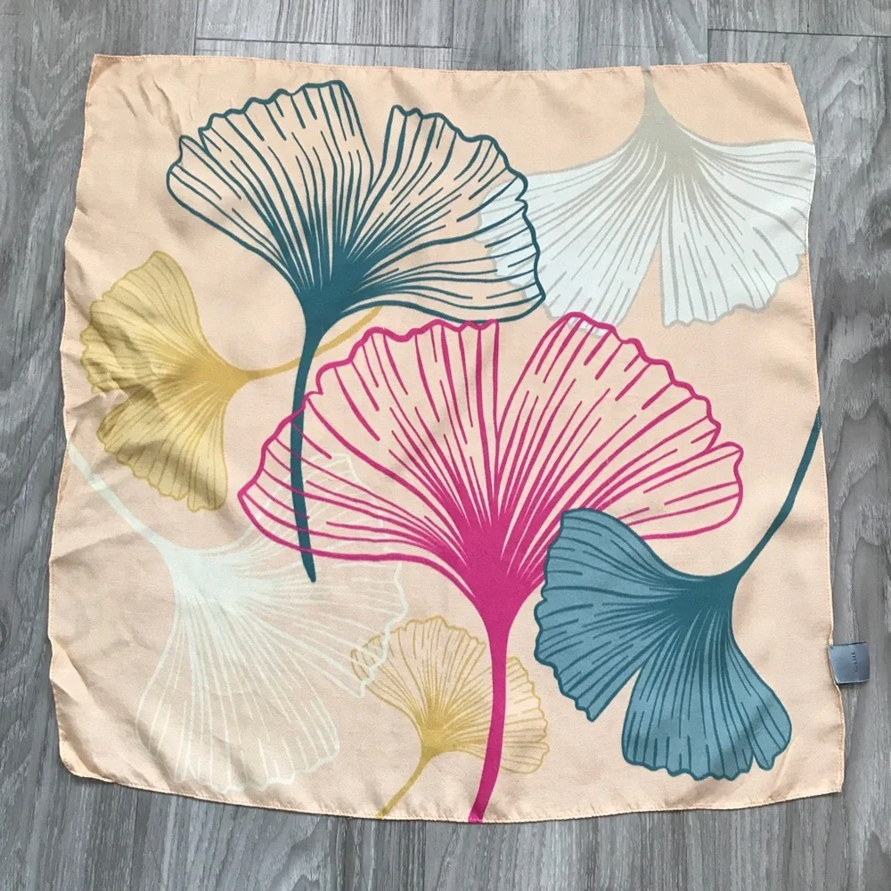 WOMENS SILK SQUARE SCARF SATIN HAND ROLLED FLORAL BANDANA